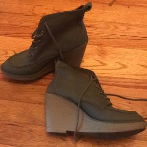 Olive lace up wedge boogie
